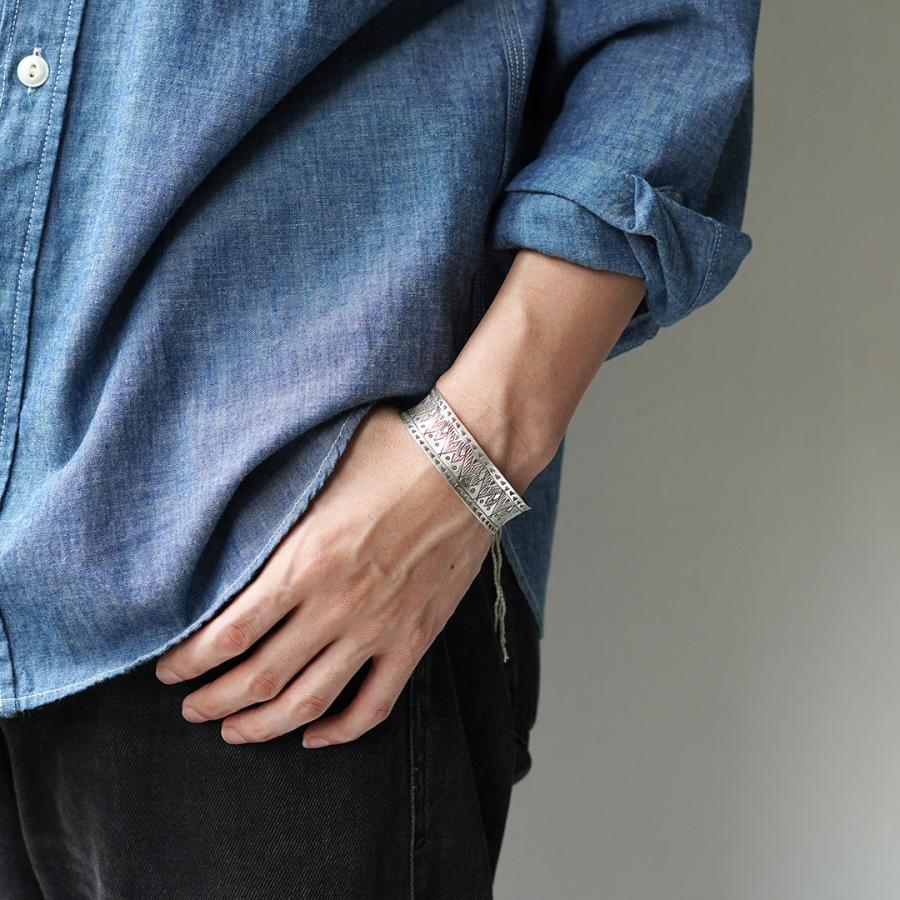 phaduA（パ・ドゥア） カレンシルバーバングル マウンテン ワイド / メンズ レディース ブレスレット | ROCOCO | 03