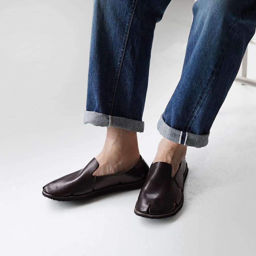 BRADOR（ブラドール） カットアウト スリップオン レザーサンダル