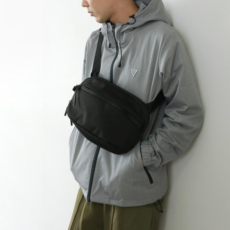AER（エアー） デイ スリング3 マックス 2025年モデル / メンズ ボディバッグ 小さめ / ウエストバッグ / ショルダーバッグ | Aer | 05