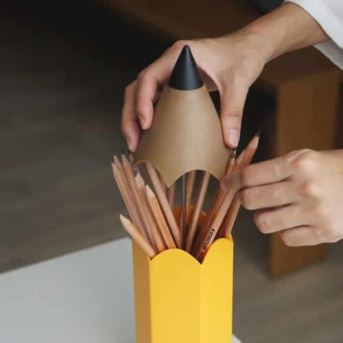 QUALY ディンサーステーショナリーコンテナー |  | 03