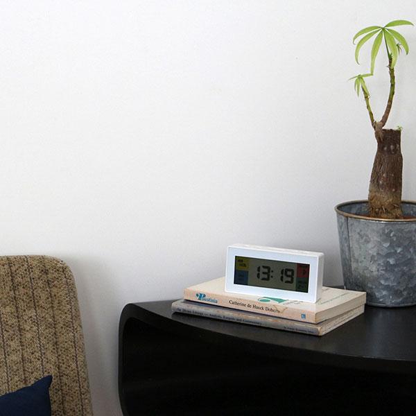 SPACE HOTEL ロボット アラーム クロック "ホワイト / ホワイト" |  | 10