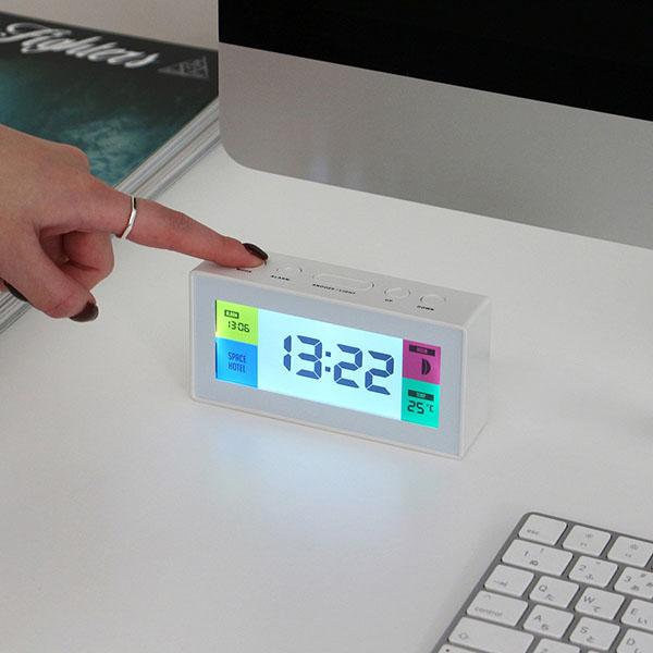 SPACE HOTEL ロボット アラーム クロック "ホワイト / ホワイト" |  | 07