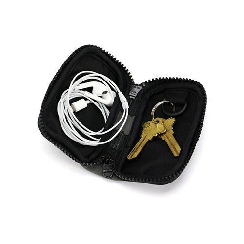 ネオプレーン ユーティリティ ポーチ | DETAIL | 05