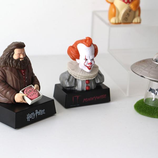 Hachette トイ&マグネット ”ペニーワイズ” Pennywise Talking Bobble Bust |  | 03