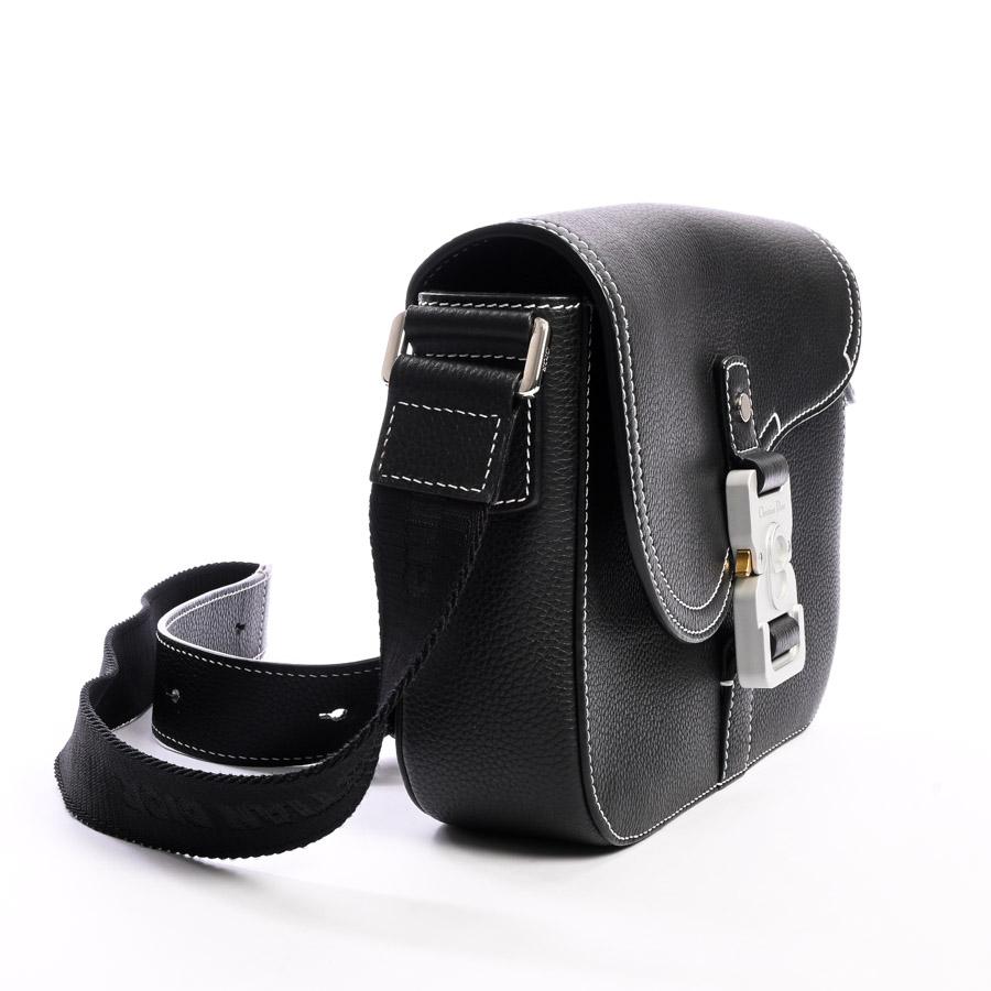 Christian Dior ディオール Saddleフラップ付きメッセンジャー Christian Dior ディオール Saddleフラップ付きメッセンジャー