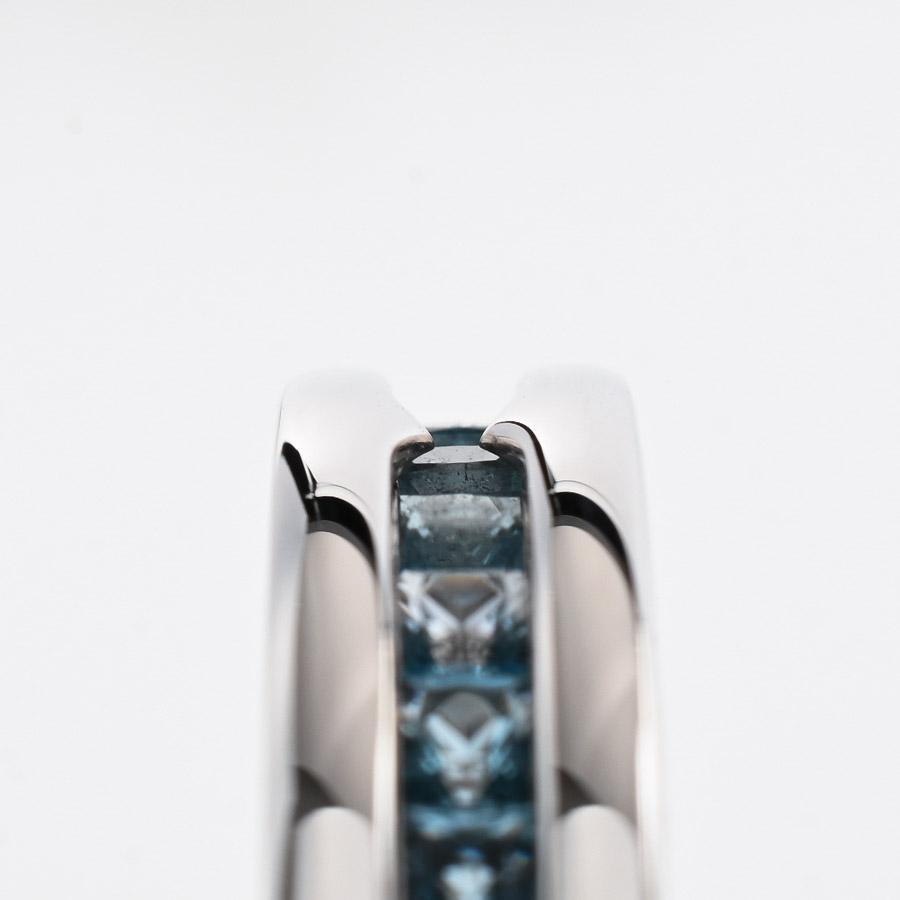 72111347_4