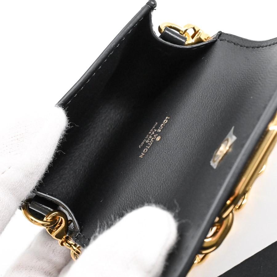 LOUIS VUITTON（ルイ・ヴィトン） ビジューサックイヤホンホルダーLV