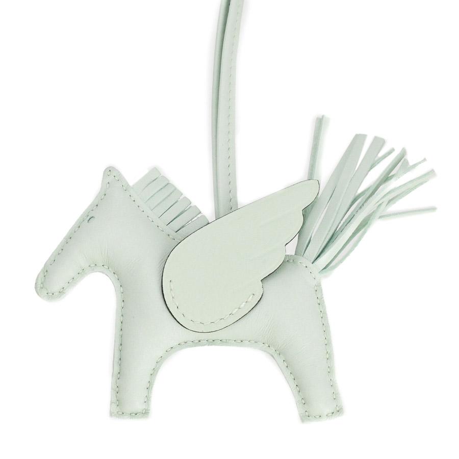 HERMES（エルメス） ロデオペガサスPM チャーム ヴェールフィズ