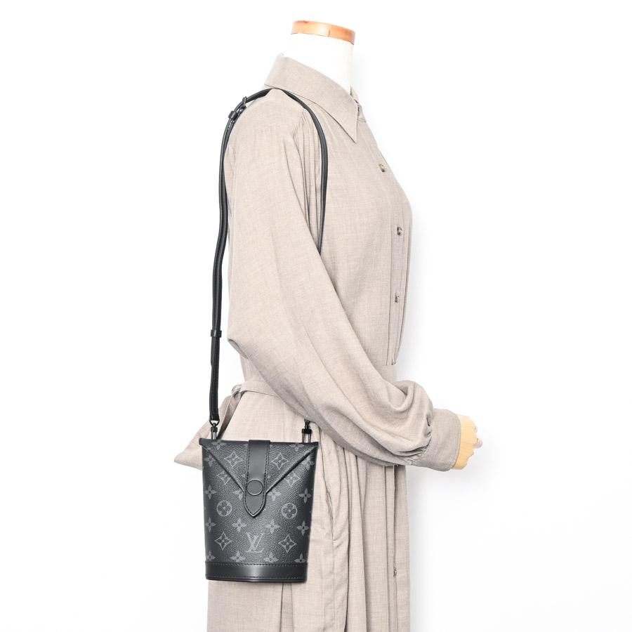 ルイヴィトン エンベロップポーチ ショルダーバッグ  M11613 ブラック メンズ  中古A品の画像