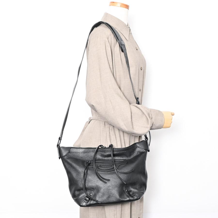 BALENCIAGA（バレンシアガ） ネオクラシックホーボー ショルダーバッグ