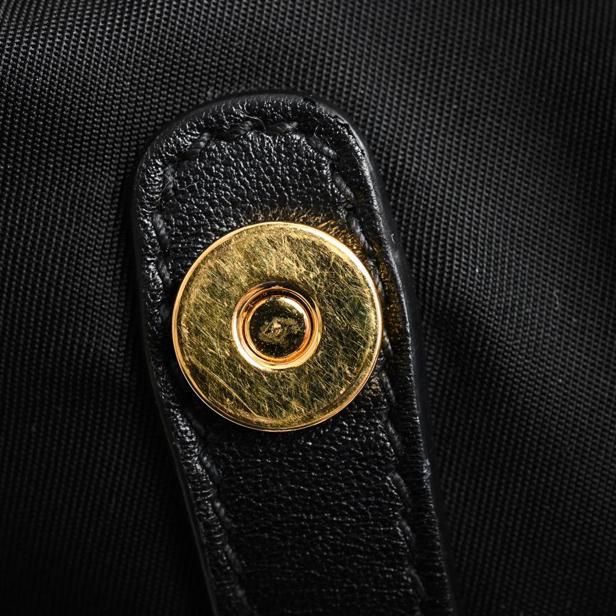 プラダ バックパック バックパック　リュックサック  1BZ677 ブラック レディース  中古A品の画像