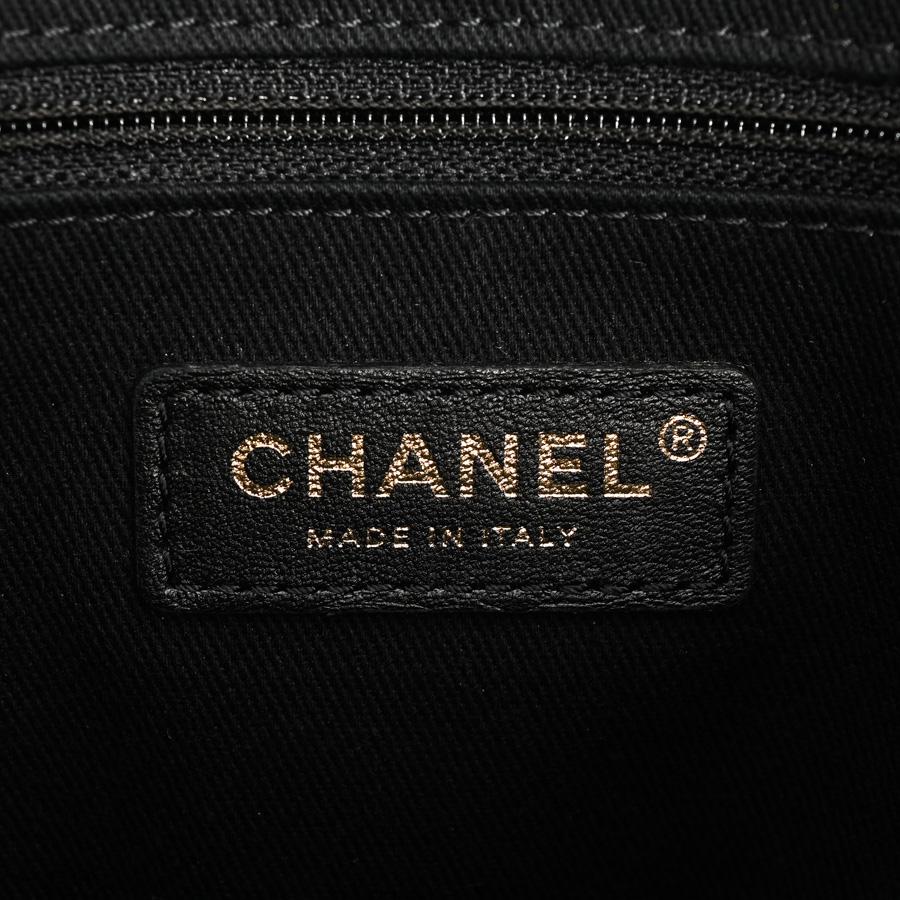 シャネル ドーヴィルショッピングバッグ A66939 6239899 CHANEL（シャネル） ドーヴィルショッピングバッグ ショルダーバッグ