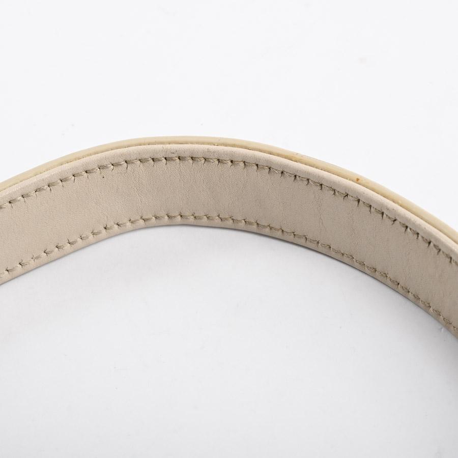 サンローラン LE5A7 ショルダーバッグ  657228 アイボリー レディース  中古AB品の画像
