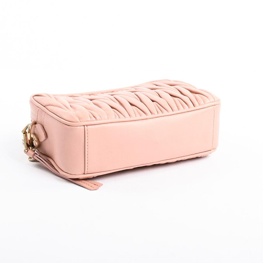 ミュウミュウ　MIU MIU かばん miu miu（ミュウミュウ） チェーンショルダーバッグ ショルダーバッグ