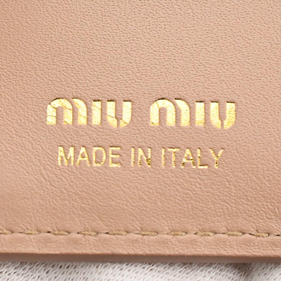 miu miu（ミュウミュウ） 2つ折り財布 二つ折財布 5MV204 ベージュ