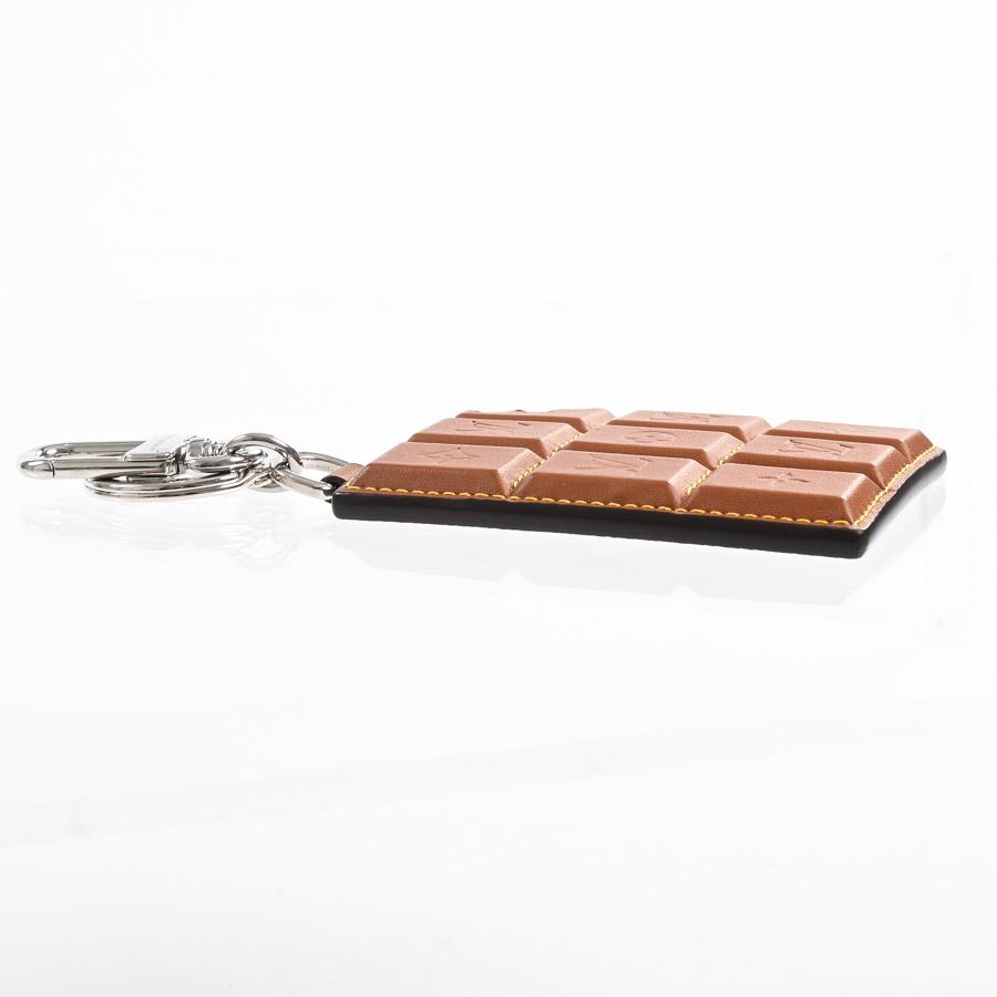 LOUIS VUITTON（ルイ・ヴィトン） LVチョコレートバー キーホルダー