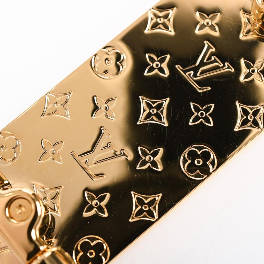 LOUIS VUITTON（ルイ・ヴィトン） LVスケートボード キーホルダー