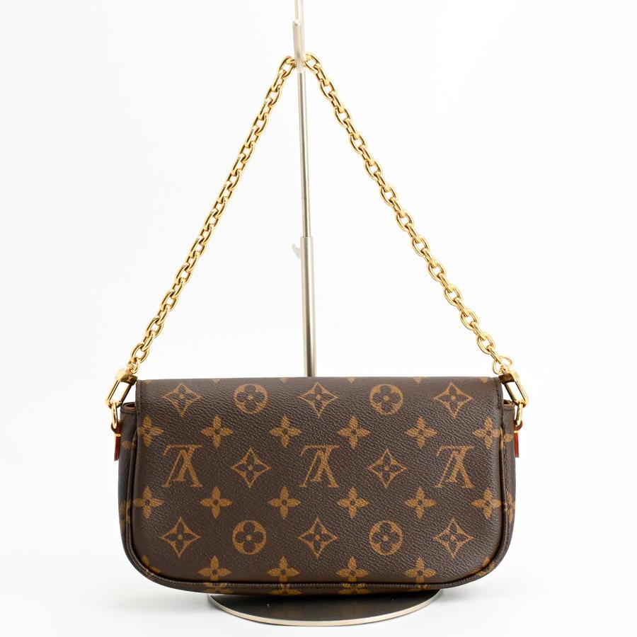 LOUIS VUITTON（ルイ・ヴィトン） ウォレットオンチェーンアイビー