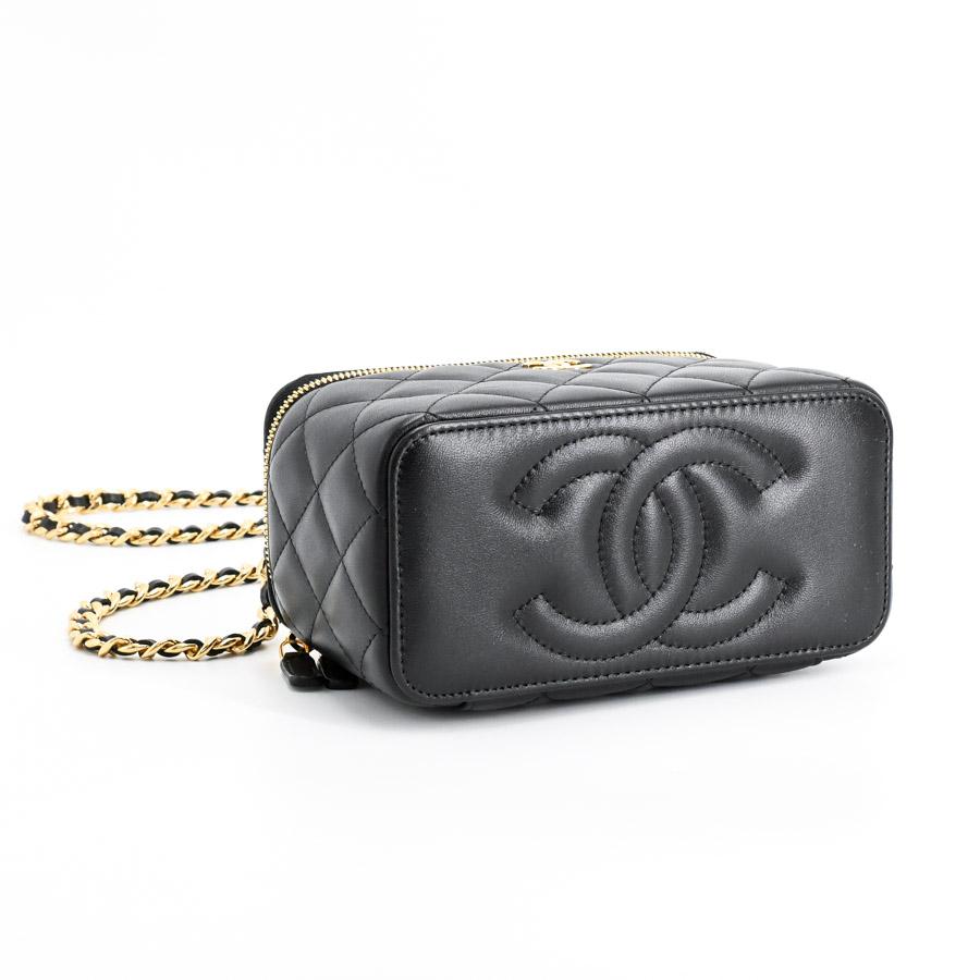 m*e様 CHANEL ブラック ショルダーバッグ CHANEL（シャネル） チェーンヴァニティバッグ ショルダーバッグ