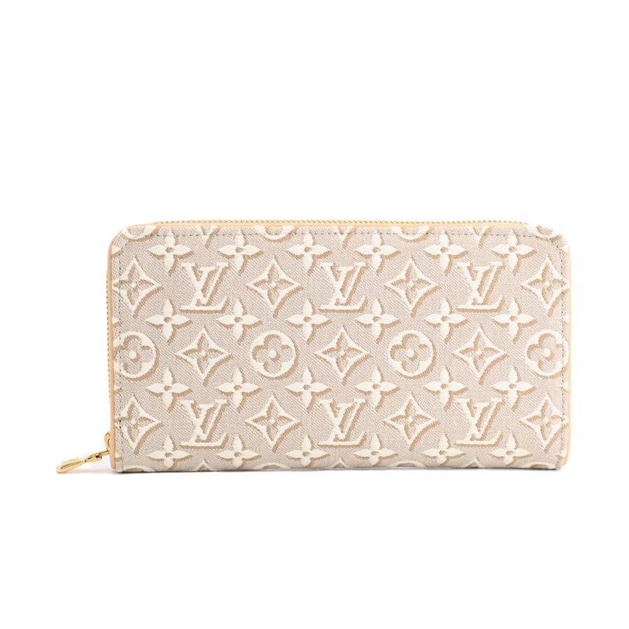 LOUIS VUITTON（ルイ・ヴィトン） ジッピーウォレット 長財布 M29575