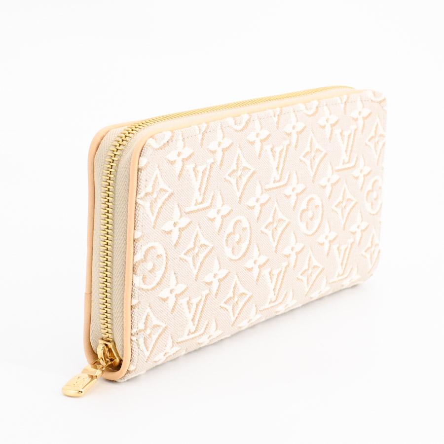 LOUIS VUITTON（ルイ・ヴィトン） ジッピーウォレット 長財布 M29575