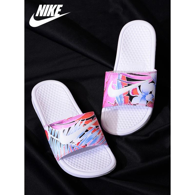 Nike ナイキ サンダル レディース ぺたんこ 花 Just Do It Wmns Benassi Jdi Print ベナッシ シャワーサンダル スポーツサンダル ビーチサンダル 6119 113 6119 113 Rodeo Bros 通販 Yahoo ショッピング