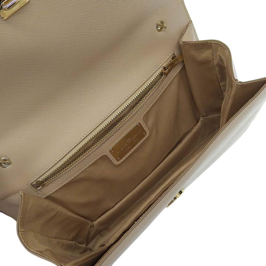 VARA（Salvatore Ferragamo） フェラガモ FERRAGAMO ヴァラ チェーン 