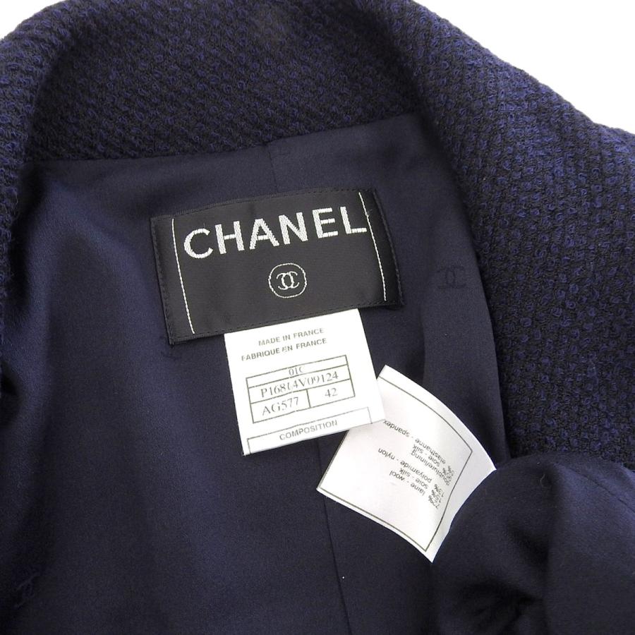 CHANEL ウールジャケット　ネイビー系　42 CHANEL（シャネル） ジャケット ウール混 ネイビー 42 レディース 8909
