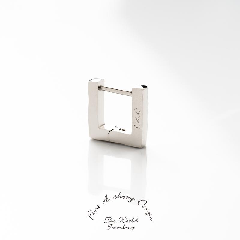 Flea Anthony Design フリーアンソニーデザイン ピアス プラチナ