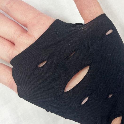 ダンス衣装・ステージ衣装に！ダメージ加工 穴あき フィンガーレスグローブ 手袋 黒 ブラック 指なしグローブ アームカバー キッズ 衣裳 ライブ コンサート |  | 05