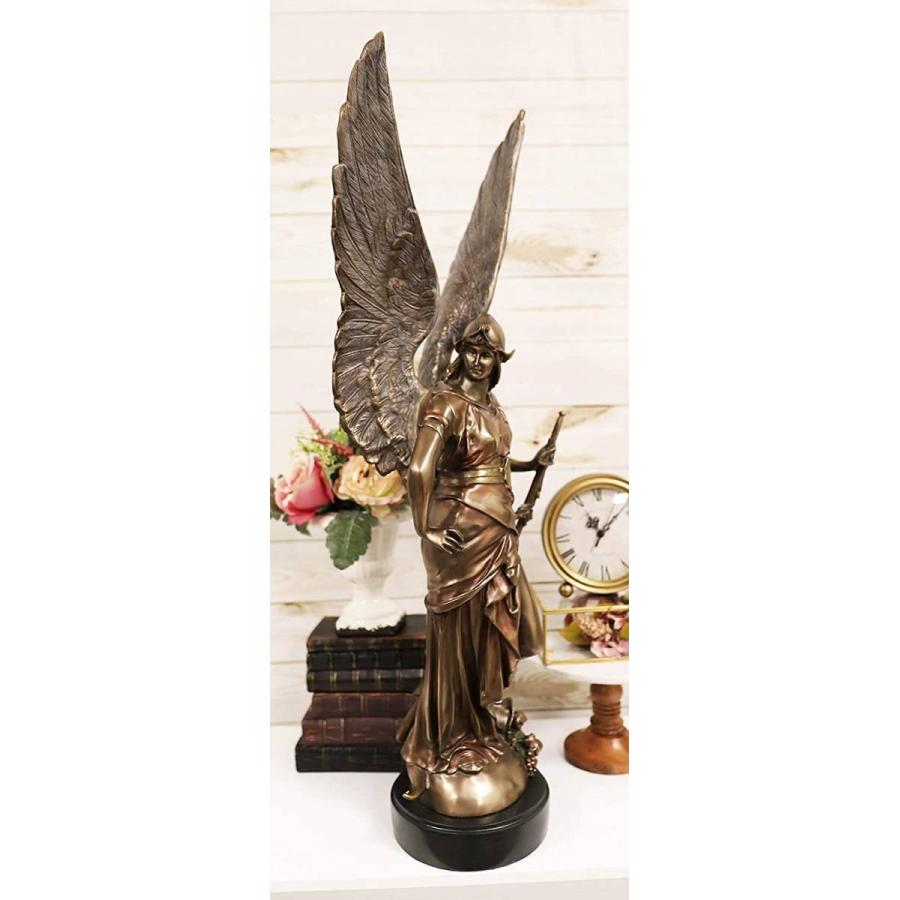 西洋彫刻 ビクトリア調 剣を持ち 兜を被り翼を持った正義のエンジェル