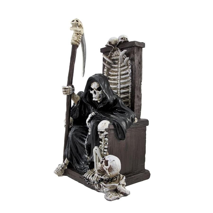 アンデッド・スケルトンのペットと王座に座る恐ろしい死神 グリム