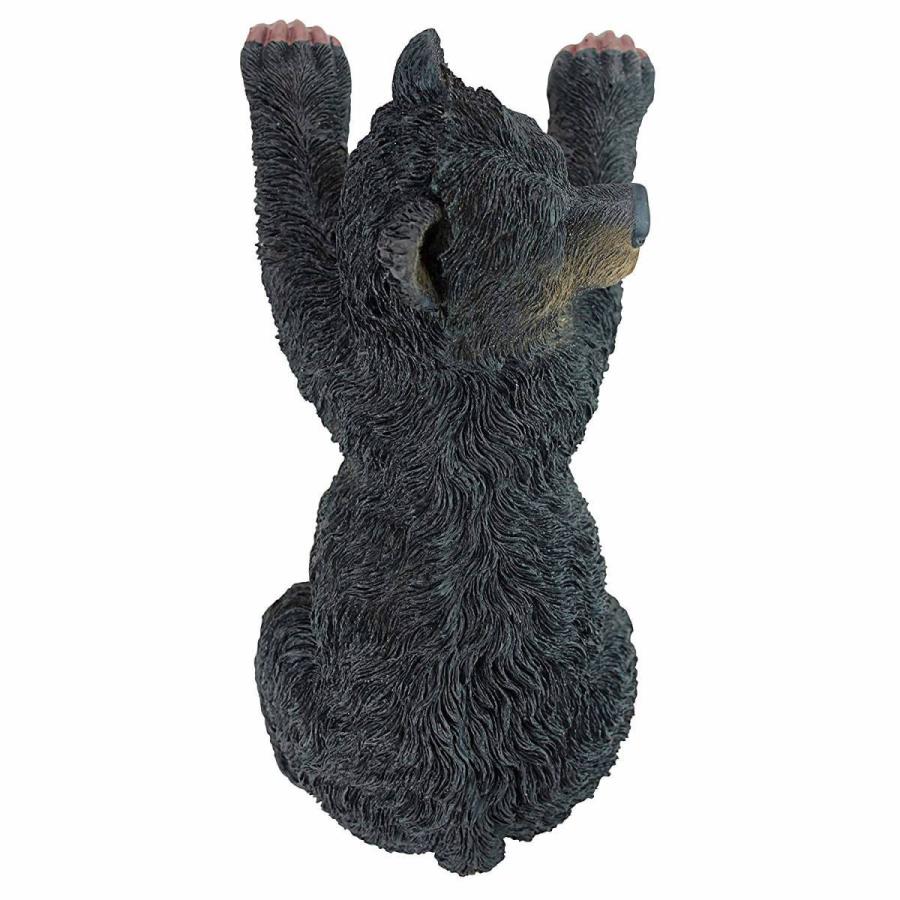 ヨンヴァ、クライミング ベア(木登りする熊 クマ)の彫像 彫刻