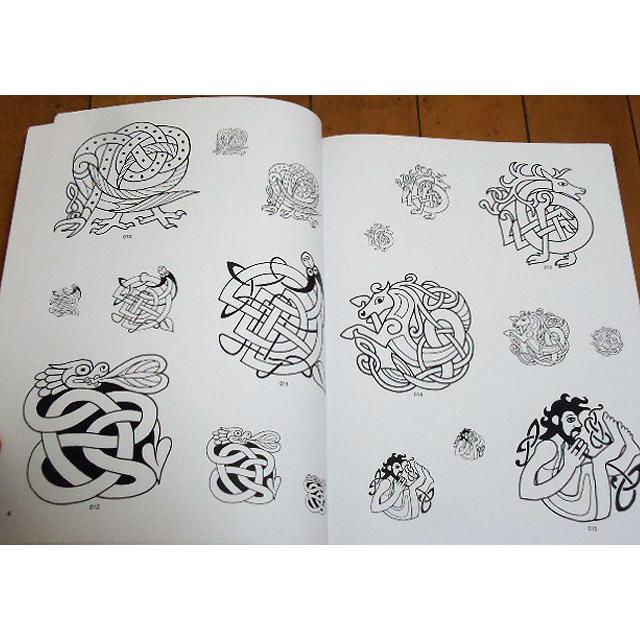 洋書　Free hand design　フリーハンドデザイン　英語 イタリア語 洋書 Free hand design フリーハンドデザイン 英語 イタリア語