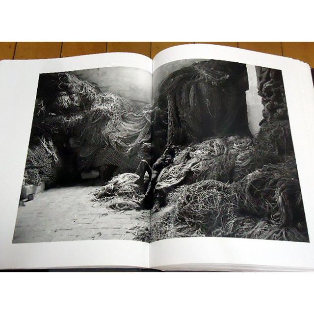 労働者: 産業化時代の考古学/サルガド作品/ Sebastiao Salgado: Workers: An Archaeology of the Industrial Age (Hardcover)輸入品 労働者: 産業化時代の考古学/サルガド作品/ Sebastiao Salgado: Workers: An Archaeology of the Industrial Age (Hardcover)輸入品