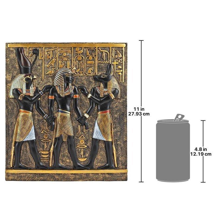 古代エジプト彫刻 ホルス神 とアヌビス神の間に立つラムセス1世 古代エジプト彫刻 ホルス神 とアヌビス神の間に立つラムセス1世
