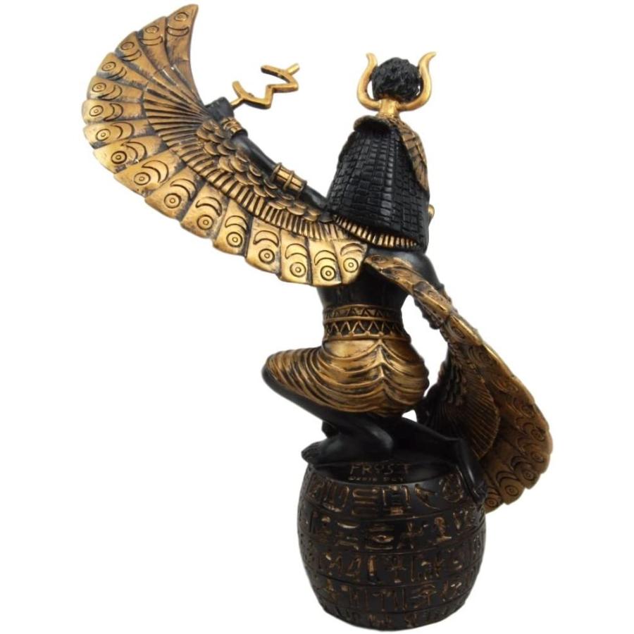 古代エジプトの女神 アンクを持って開いた翼のイシス神 魔法の母彫刻