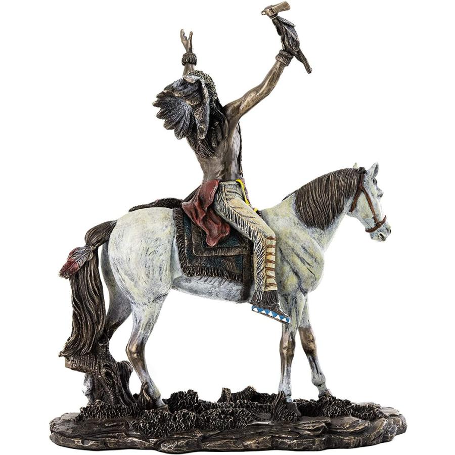 トップコレクション製 大平原の馬に乗ったインディアン戦士の彫刻 