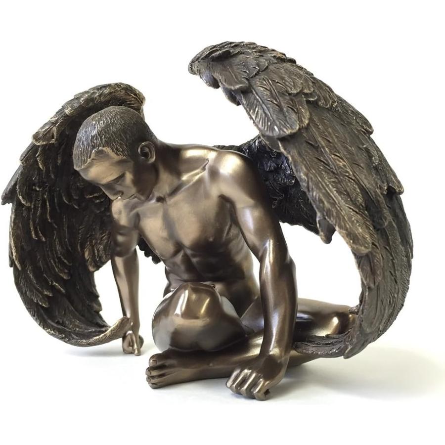 人気SALE，送料無料 座っている、翼を持った男性天使の像 彫刻 彫像