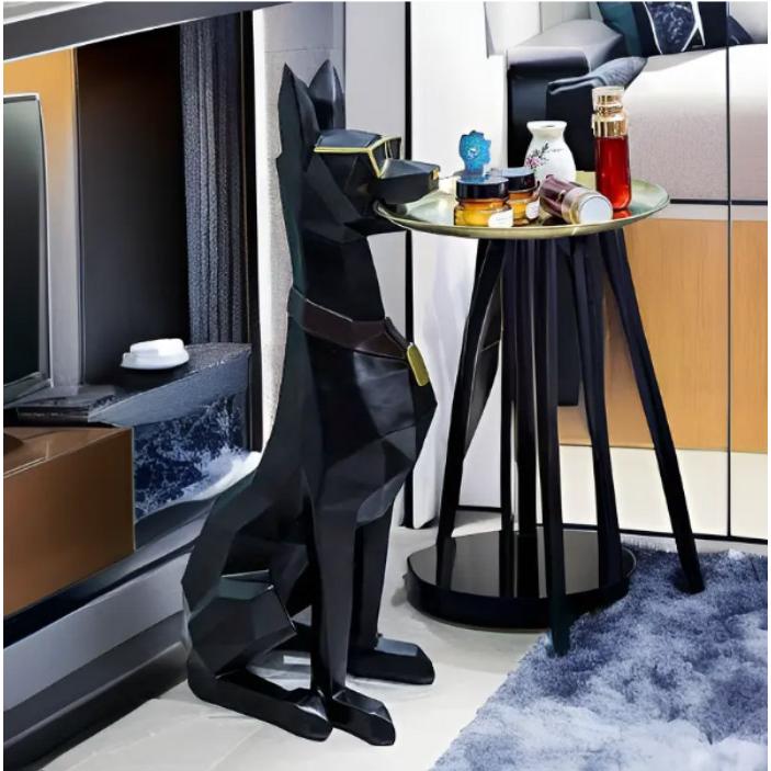 セール！ゴールド色のトレイを咥えた、ドーベルマン犬 小物テーブル