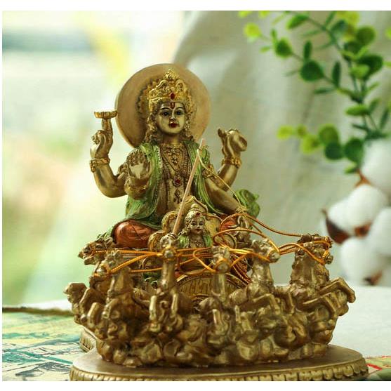 ヒンズー教の神 スーリヤ彫像 - インド ホーム マンディール ディワリ