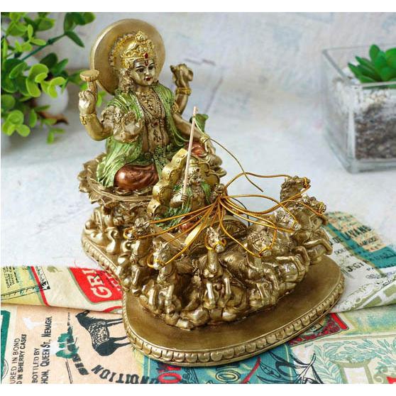 ヒンズー教の神 スーリヤ彫像 - インド ホーム マンディール ディワリ
