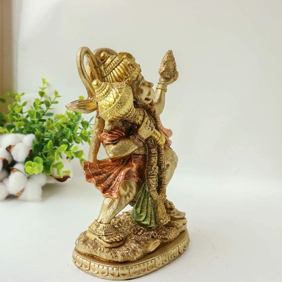 ヒンズー教の神、空飛ぶハヌマン像 ゴールド風彫像 - インド ヒンズー教の神、空飛ぶハヌマン像 ゴールド風彫像 - インド