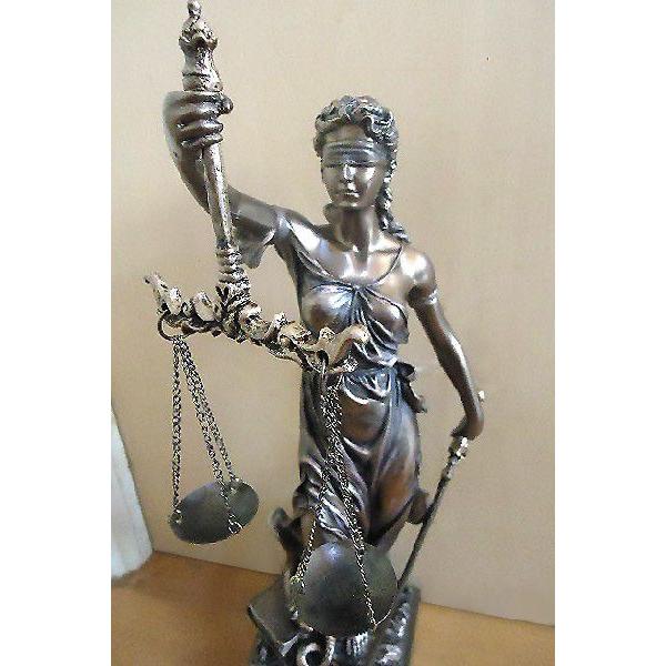 彫刻 女神 司法 弁護士 盲目の正義の女神 テミス 彫像 ギリシャ 神話 裁判所 Amazon.co.jp: 彫刻 女神 司法 弁護士 盲目の正義の女神 テミス
