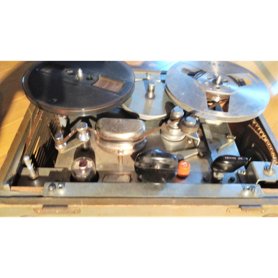テープリコーダー　テーププレーヤー　ヴィンテージ￼ レア 古い赤井テープレコーダーAT-2（1957年） 中古現状品 : アンティークス