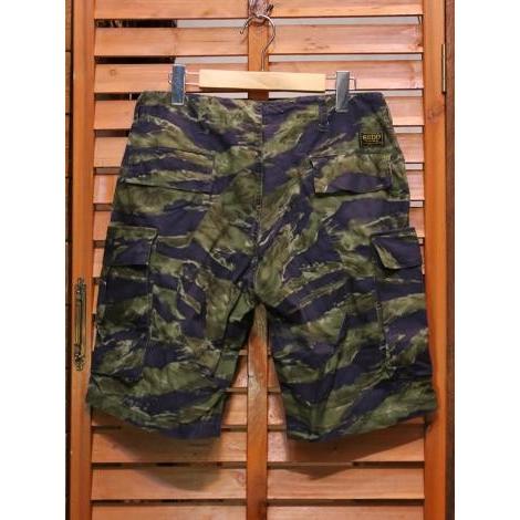 送料込み！wtaps タイガーカモ　バギー　カーゴショーツ　ジョーツ　Ｍサイズ WTAPS 新品 ダブルタップス CARGO SHORTS カーゴ ショーツ OD