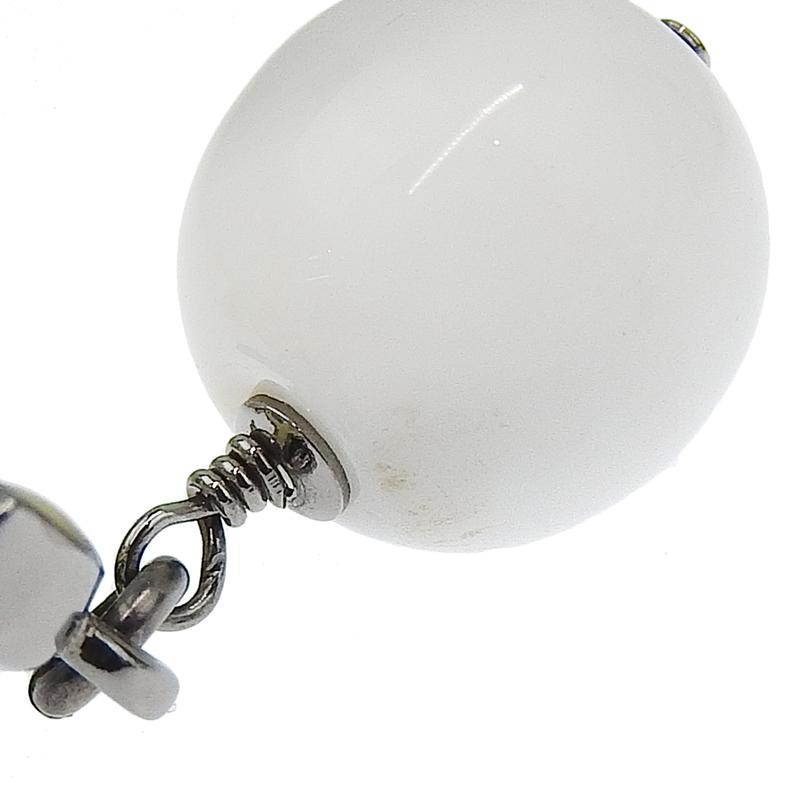 CHANELココマーク　ホワイトピアス　美品 CHANEL シャネル ココマーク ピアス 白玉 ホワイト 07A 中古 新