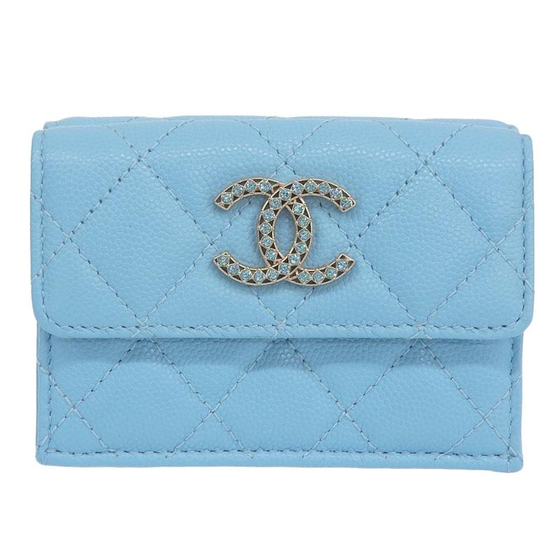 シャネル CHANEL ココマーク スモールフラップウォレット キャビアスキン ラインストーン ライトブルー AP3397 美品 新入荷 CH1002 CHANEL（シャネル） ココマーク スモールフラップウォレット キャビア