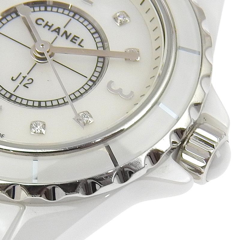 シャネル CHANEL J12 レディース クォーツ 腕時計 セラミック/SS 8Pダイヤモンド ホワイトシェル文字盤 H2570 中古 新入荷 CH0900 J12 シャネル CHANEL レディース クォーツ 腕時計 SS/セラミック 8P