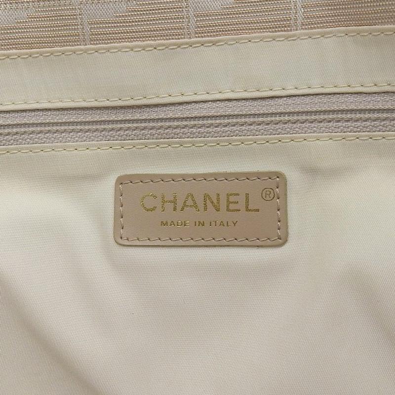 シャネル CHANEL ニュートラベルライン 2WAYバッグ ハンドバッグ ナイロン レザー ベージュ A15973 6番台 中古 新入荷 CH0730 CHANEL - シャネル CHANEL ニュートラベルライン ハンドバッグ バッグ